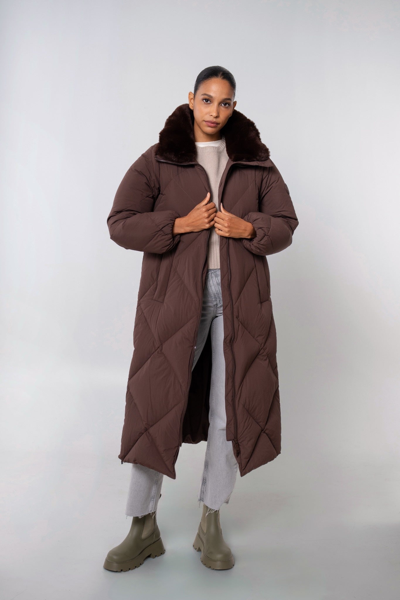DIDA Women's Long Winter Coat – Sustainable Warmth – The Recycled