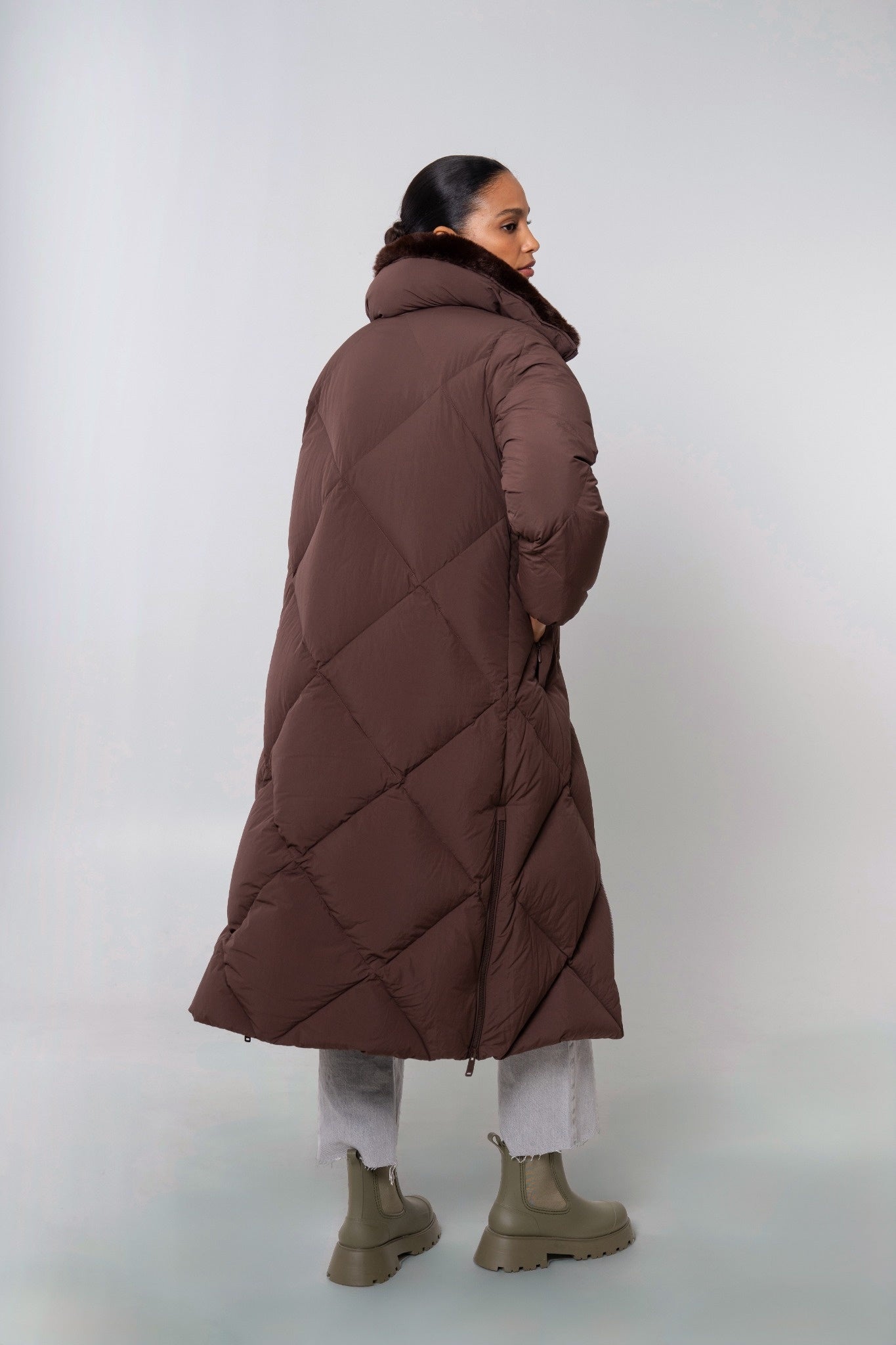 DIDA Women's Long Winter Coat – Sustainable Warmth – The Recycled