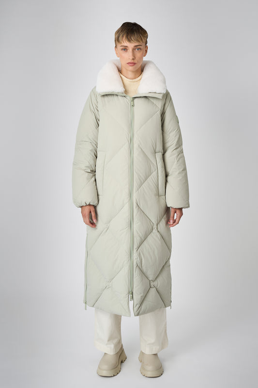 DIDA Women's Long Winter Coat – sustainable outerwear made from 100% recycled materials with repurposed down insulation.